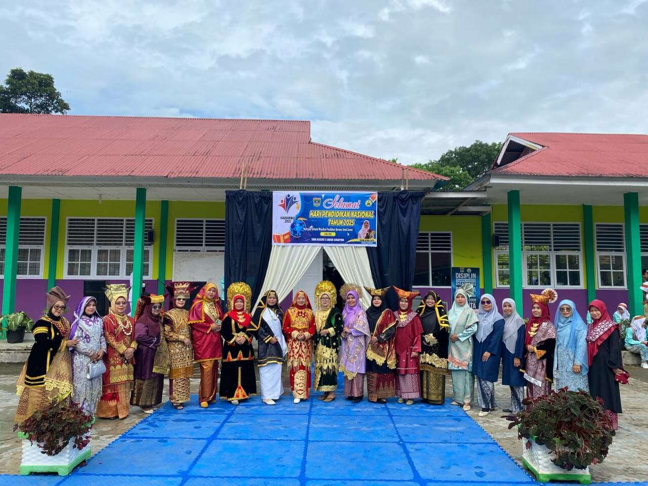 Peringatan Hari Pendidikan Nasional (Hardiknas)